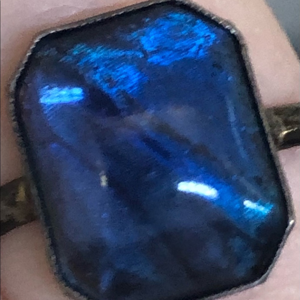 Stunning foil backed silver vintage ring